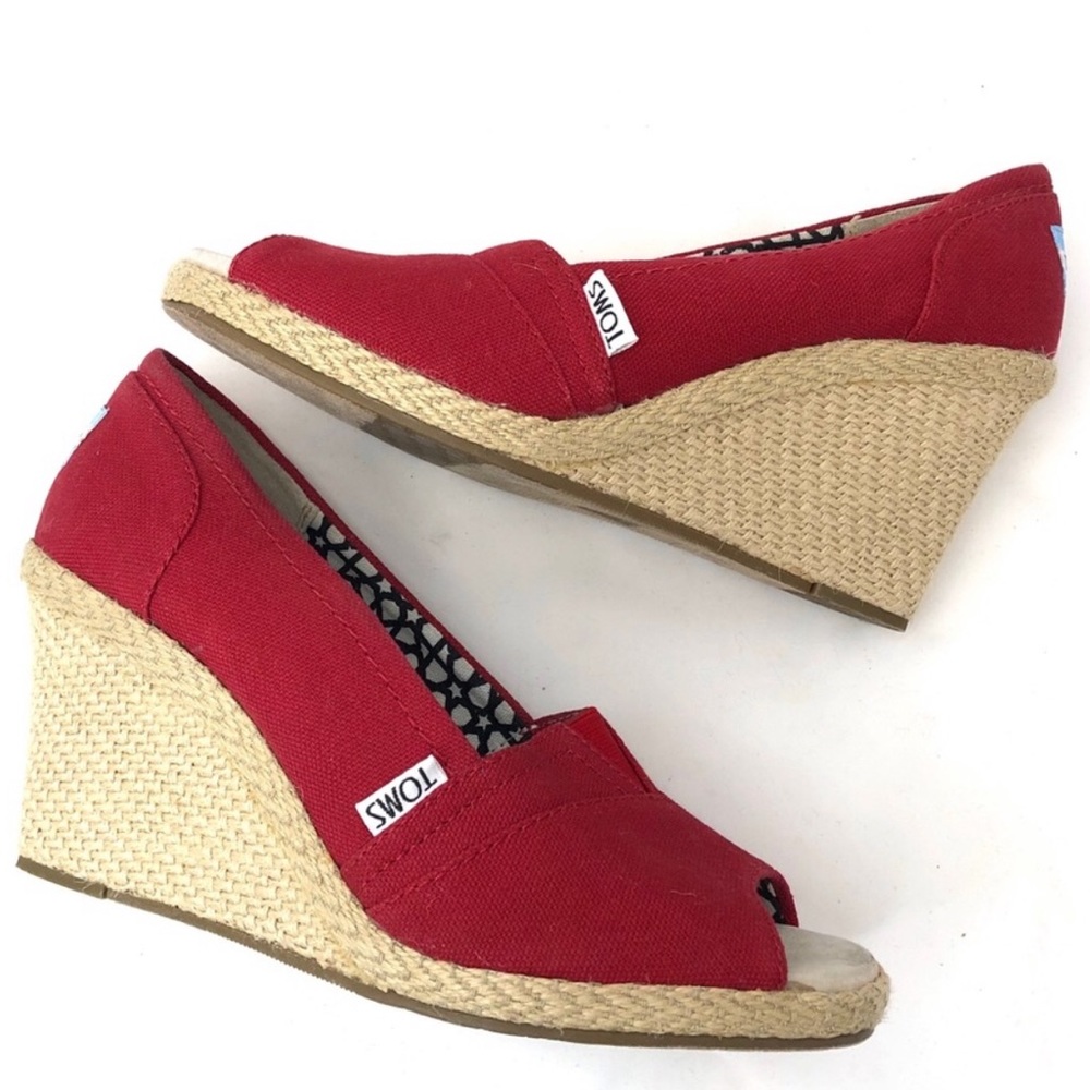 Tom’s peep toe wedge shoe red size 8.5